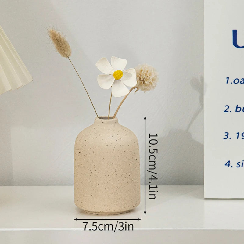 Decoratieve Keramische Vaas – Voor Bloemen en Interieurstyling
