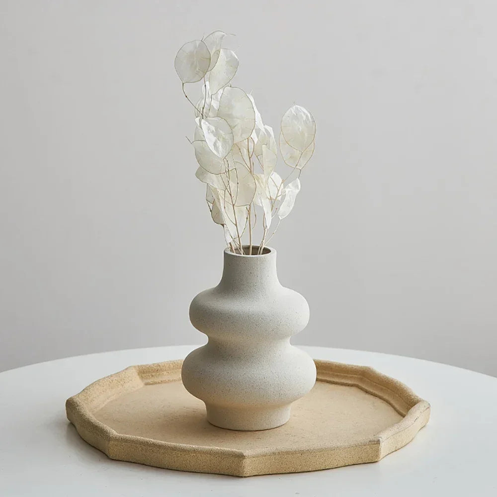 Moderne Decoratieve Vaas – Stijlvolle Keramische Blikvanger