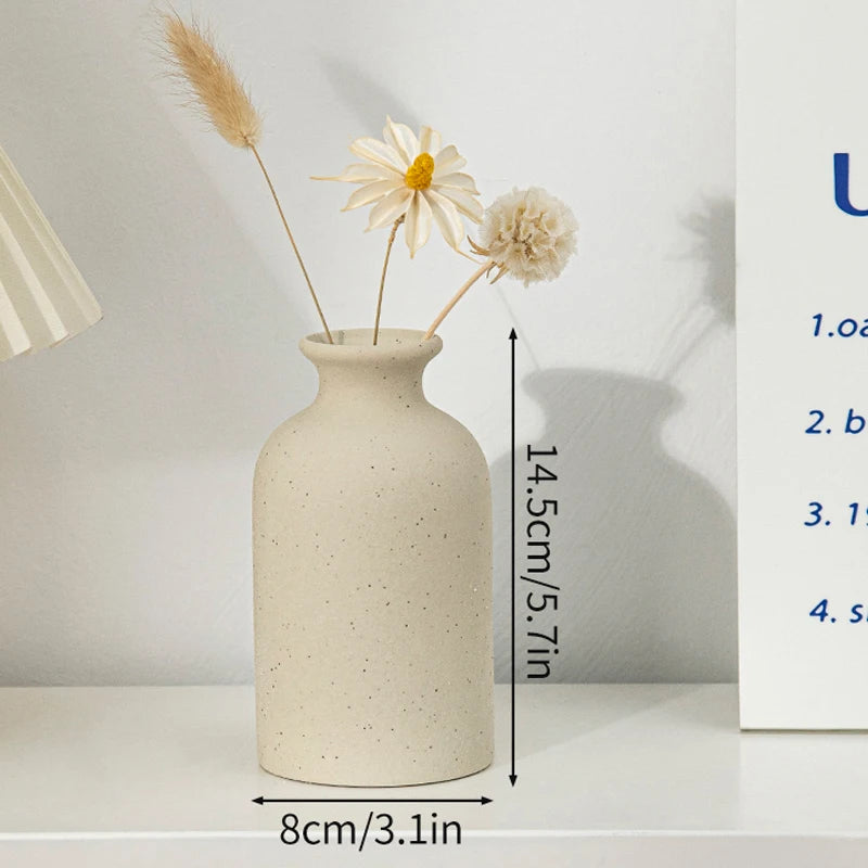 Decoratieve Keramische Vaas – Voor Bloemen en Interieurstyling
