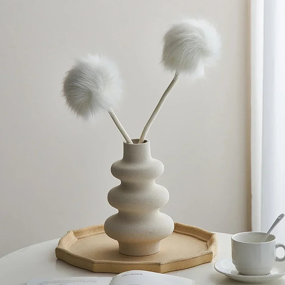 Moderne Decoratieve Vaas – Stijlvolle Keramische Blikvanger